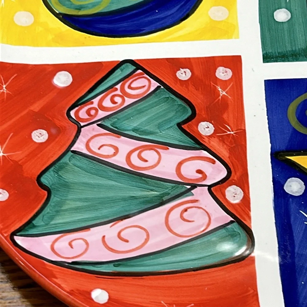 Pier 1 Christmas themed 14” cookie/serving tray. Great condition.
